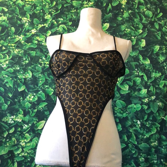 Sheer chain link 2 piece set - Picture 9 of 9